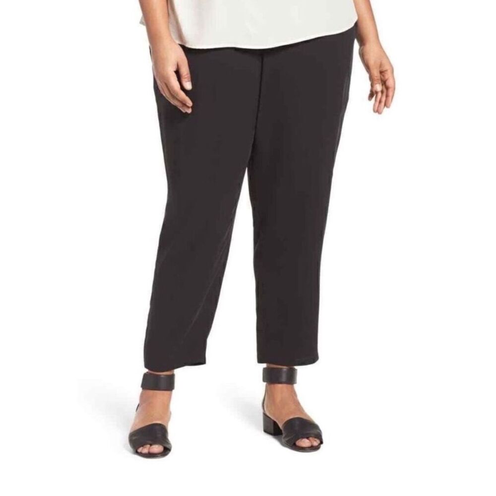 NWT Tahari Tapered Loose Fit Pull On Trousers